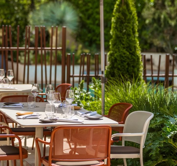 La terrasse du Mercure Dijon : profitez des derniers instants de l&rsquo;été